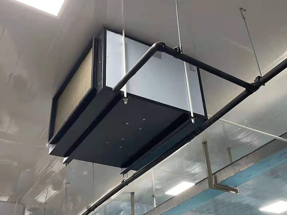 無塵車間天花吊掛抽濕機組，配濾網框