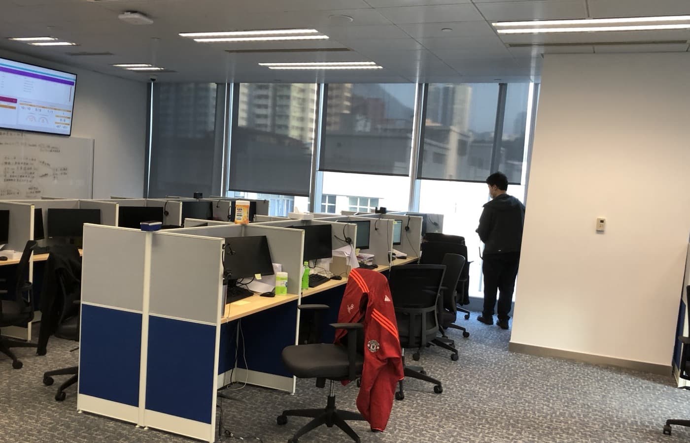 香港開放式辦公室，工作間及落地窗